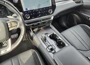 Lexus RX 500h 28