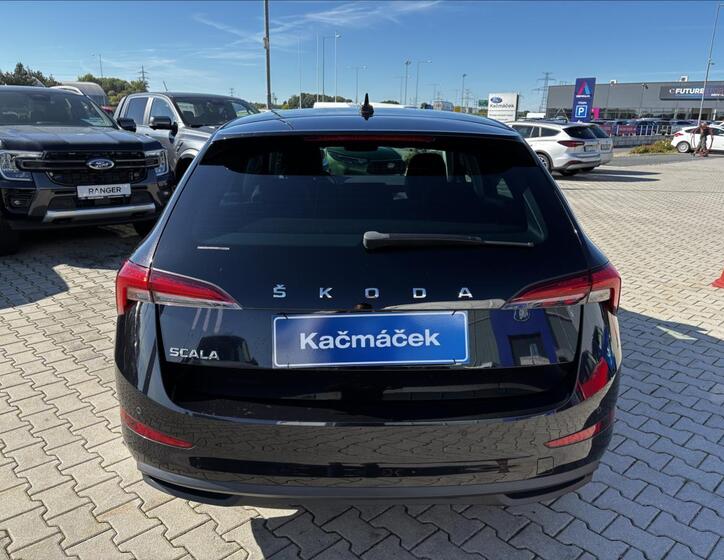 Škoda Scala 4