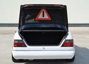 Mercedes-Benz 124 12