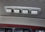 Lexus IS 220 24