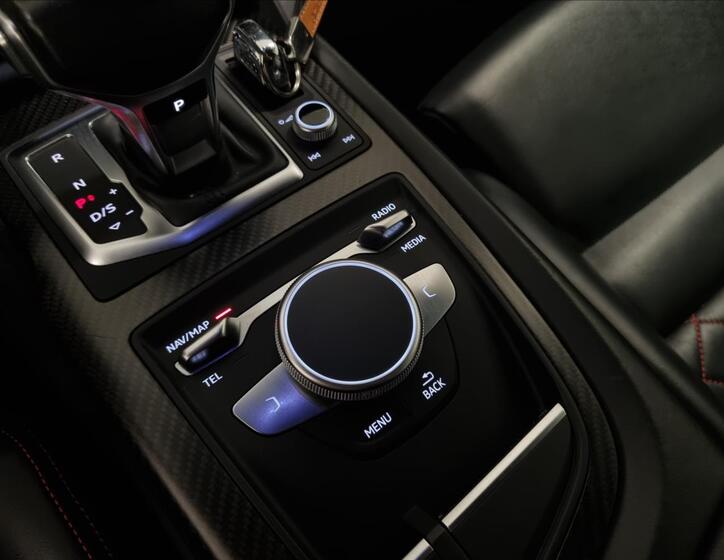 Audi R8 28