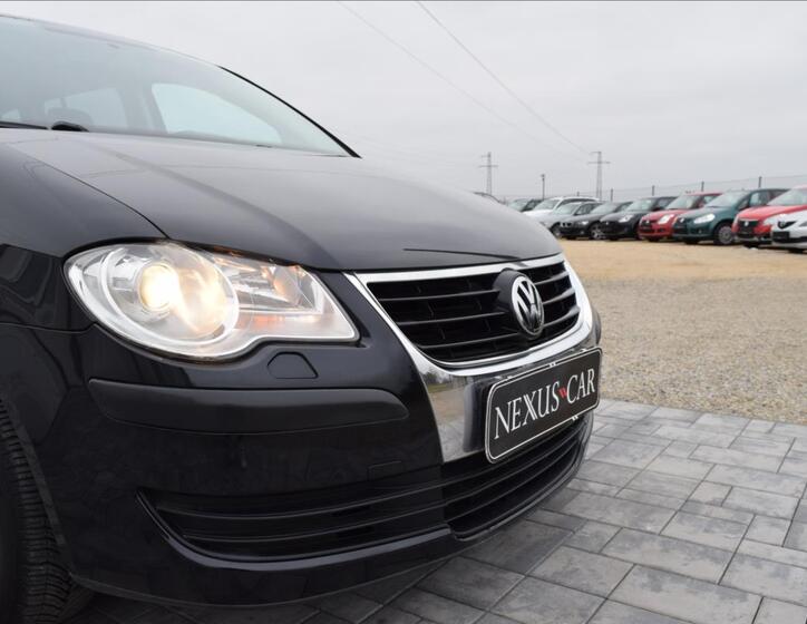 Volkswagen Touran 13