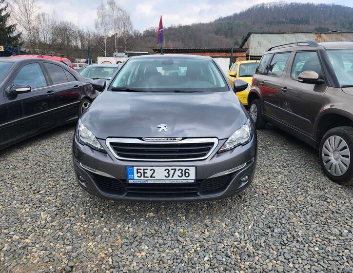Peugeot 308 7