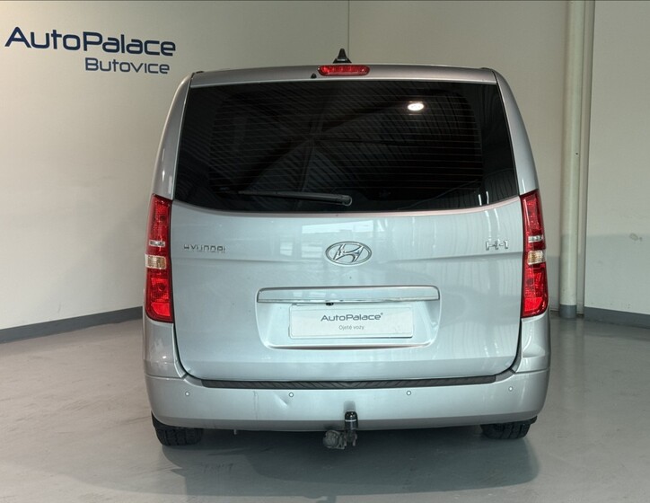 Hyundai H 1 5