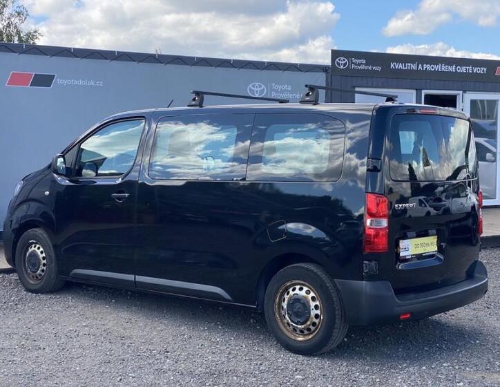 Peugeot Traveller 4