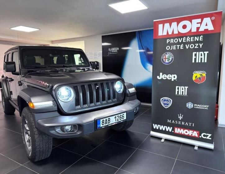 Jeep Wrangler 2