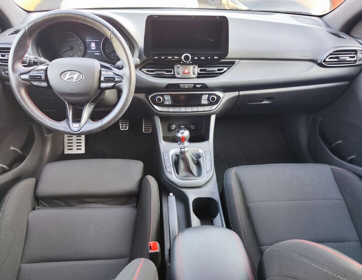 Hyundai i30 13