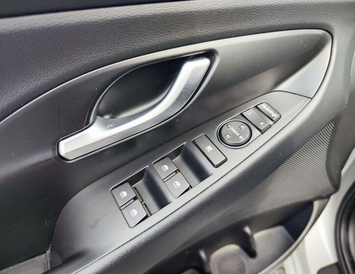Hyundai i30 30