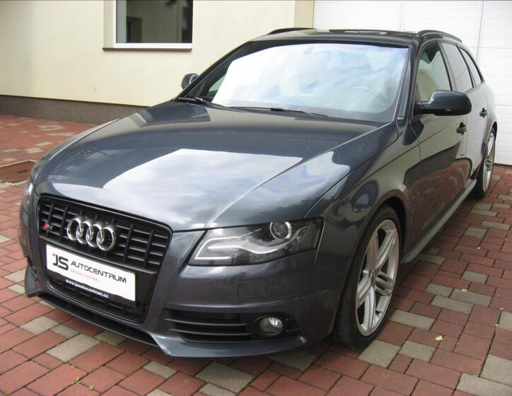 Audi S4 2