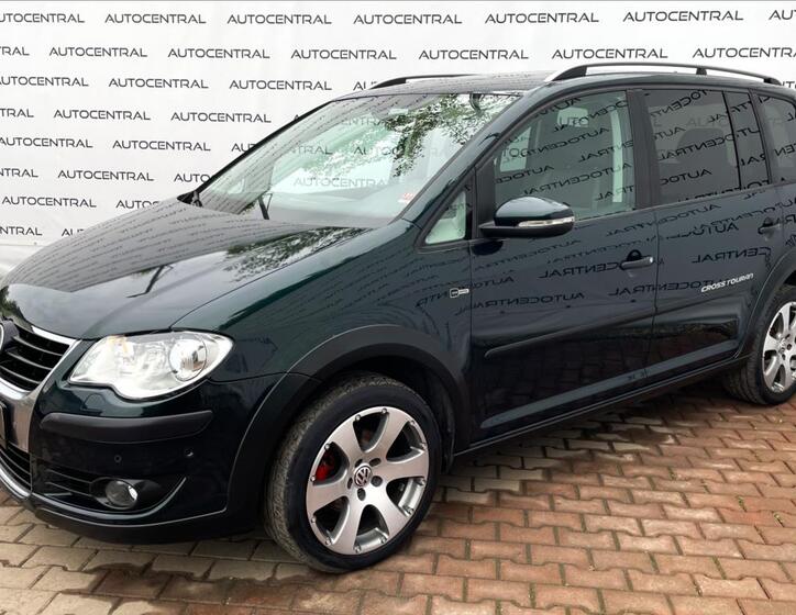 Volkswagen Touran 3