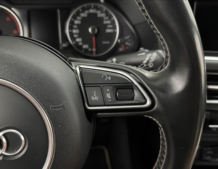 Audi Q5 11