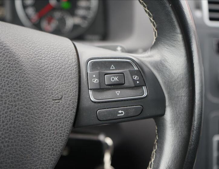 Volkswagen Touran 21