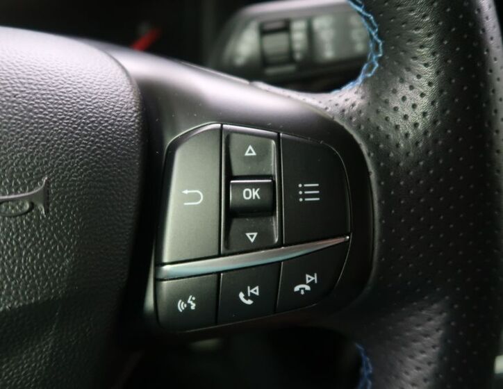 Ford Fiesta 25