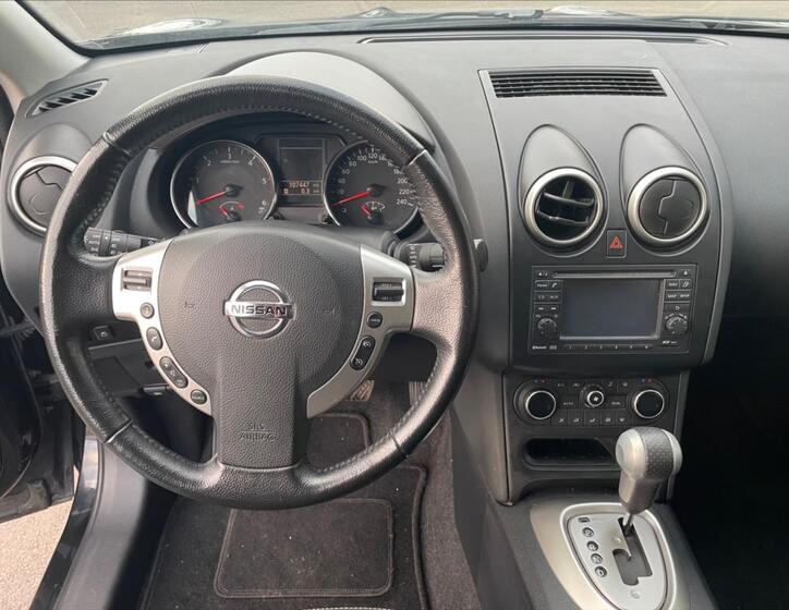 Nissan Qashqai 12