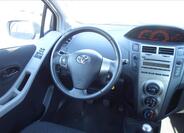 Toyota Yaris 18