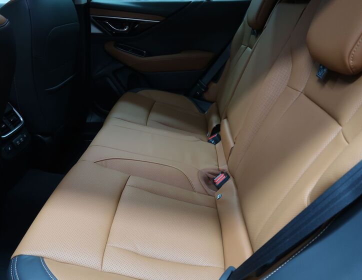 Subaru Outback 7