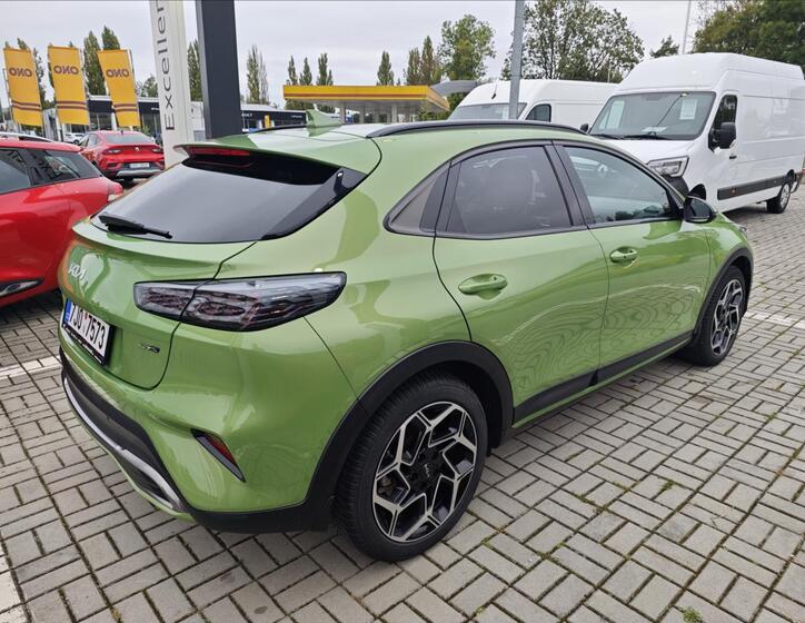 KIA XCeed 6