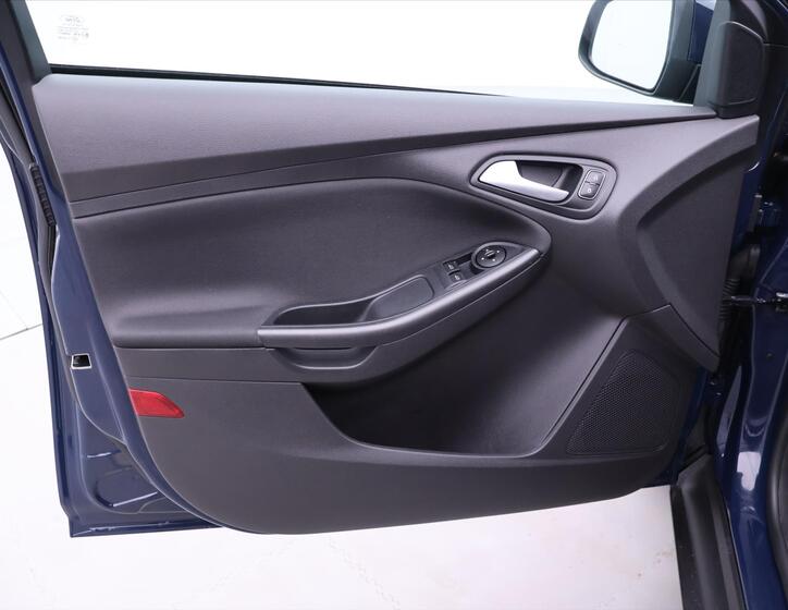 Ford Focus 11
