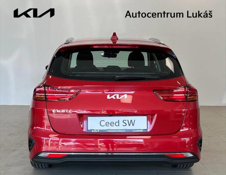 KIA Ceed 5