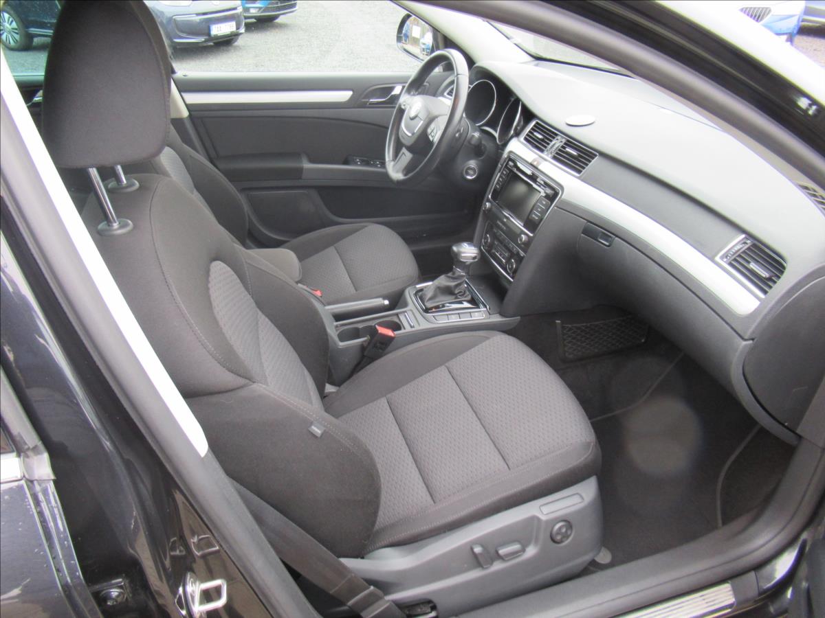 Škoda Superb
