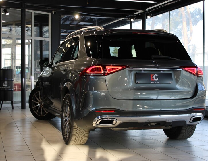 Mercedes-Benz GLE 28
