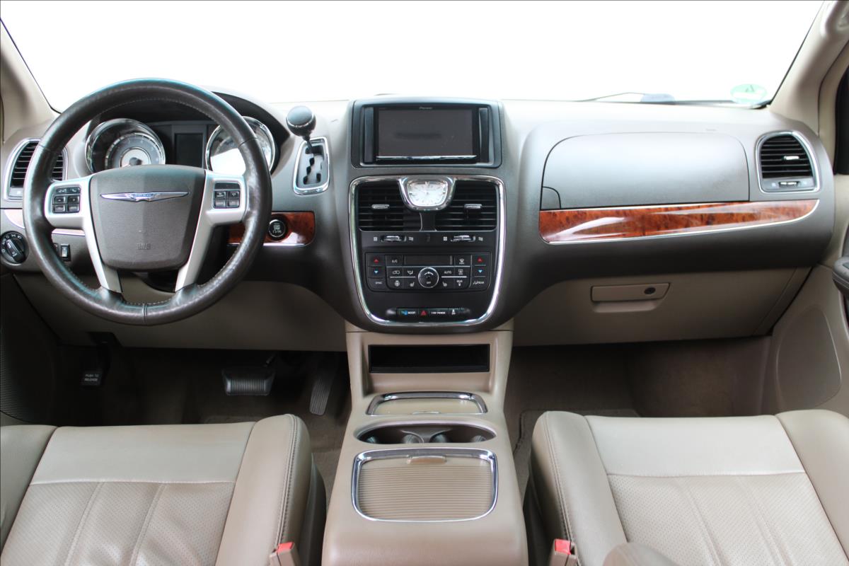 Chrysler Town & Country