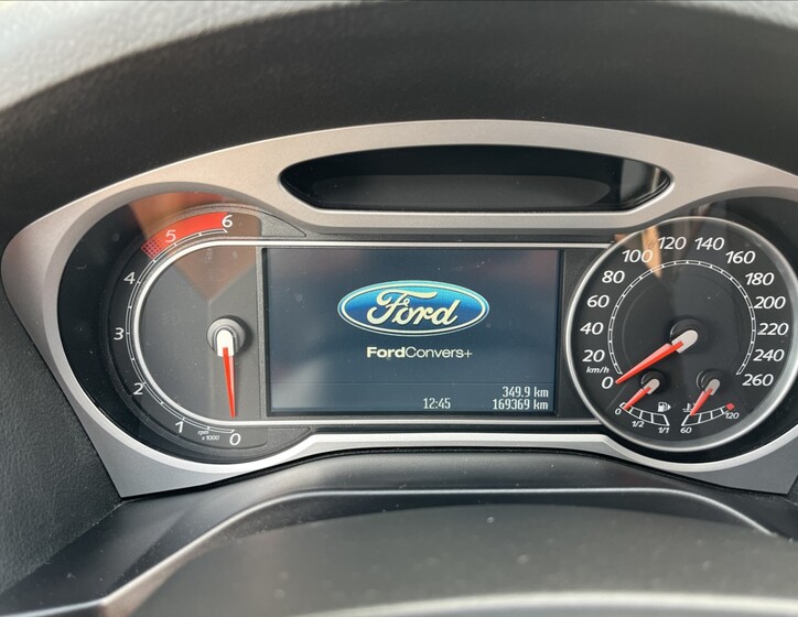 Ford S-MAX 26