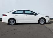 Toyota Corolla 2