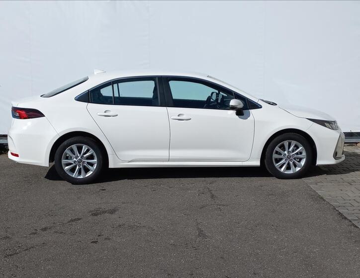 Toyota Corolla 2