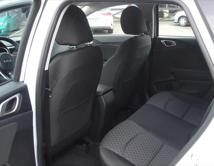 KIA Ceed 15