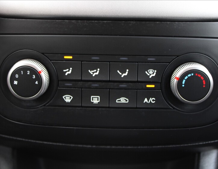 KIA Venga 13
