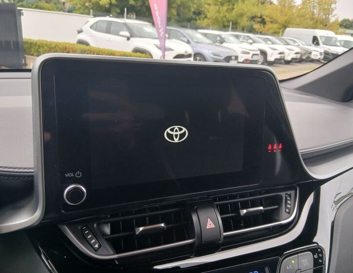 Toyota C-HR 23