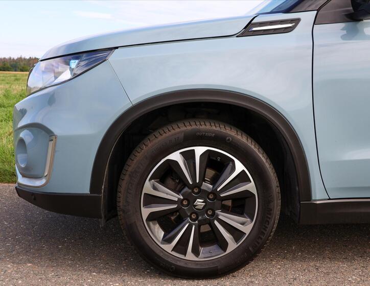 Suzuki Vitara 29