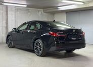 Toyota Camry 7