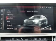 Audi A8 44