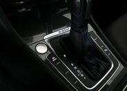 Volkswagen Golf 17