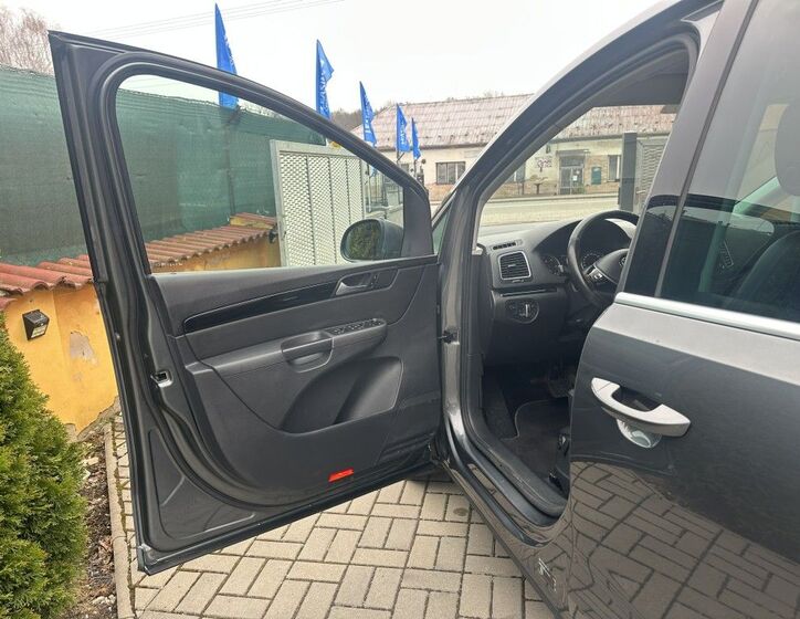 Volkswagen Sharan 19