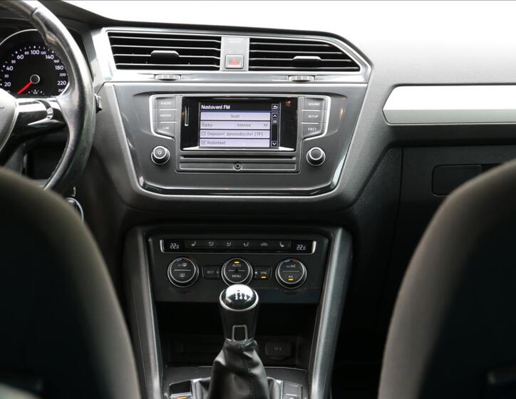 Volkswagen Tiguan 20