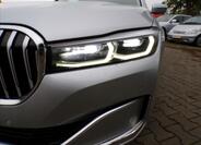 BMW Řada 7 37