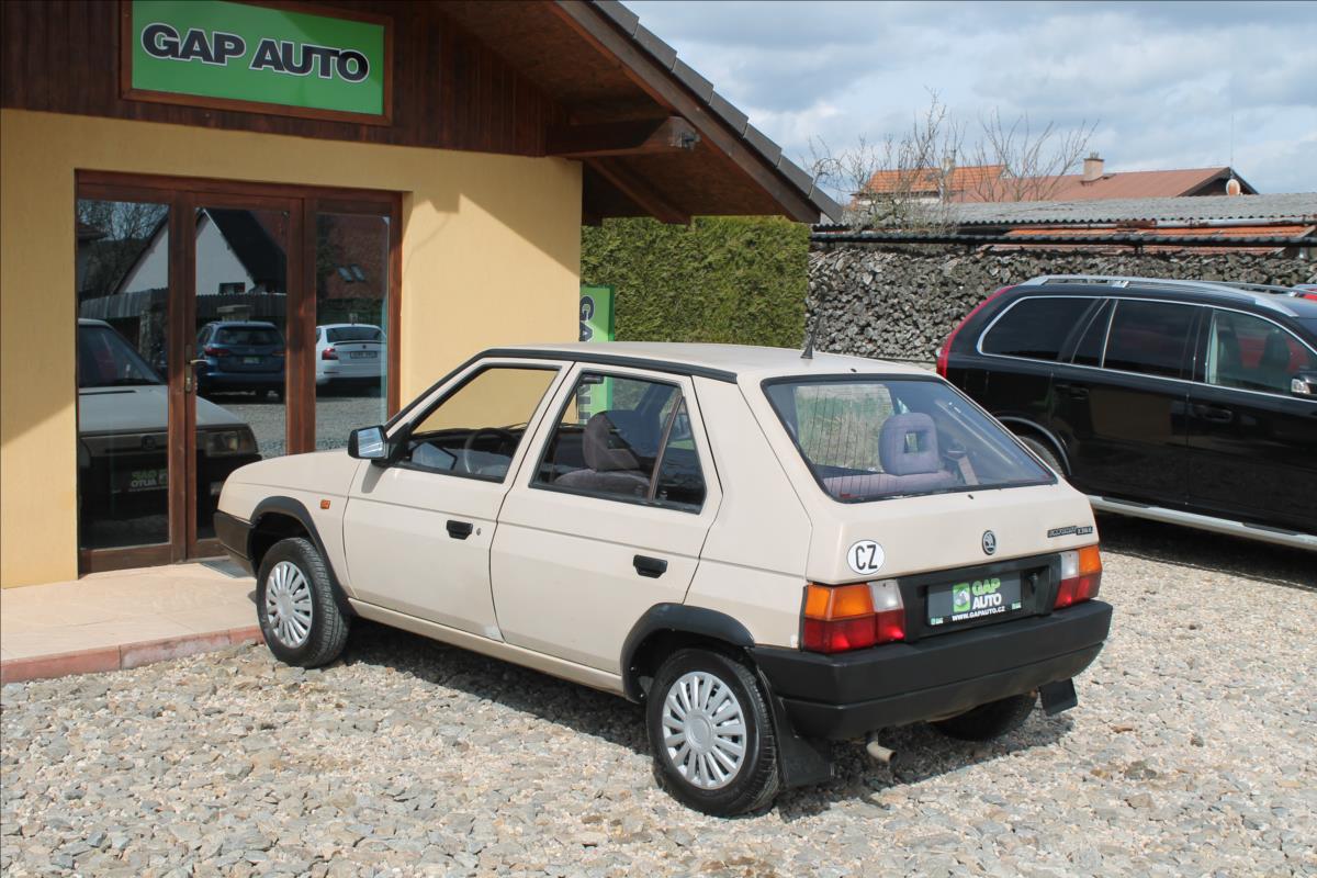 Škoda Favorit