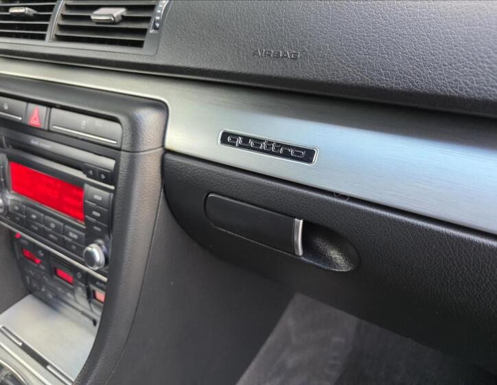 Audi A4 30