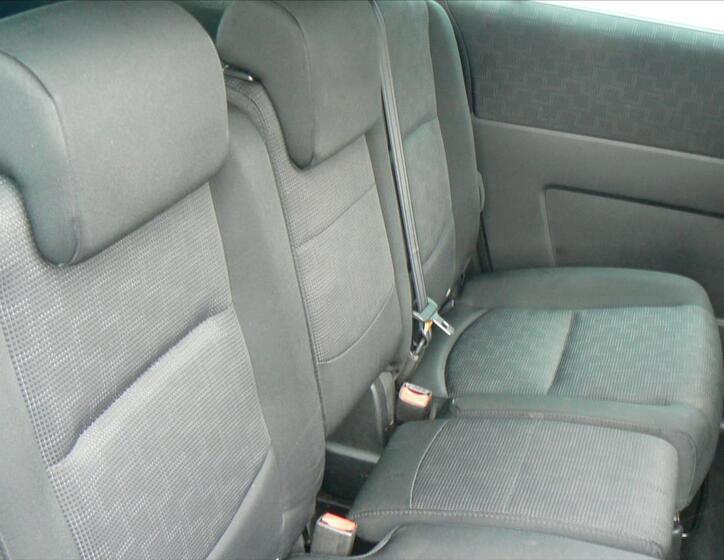 Mazda 5 16
