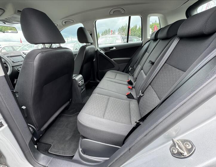 Volkswagen Tiguan 13