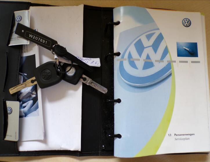 Volkswagen Golf 20