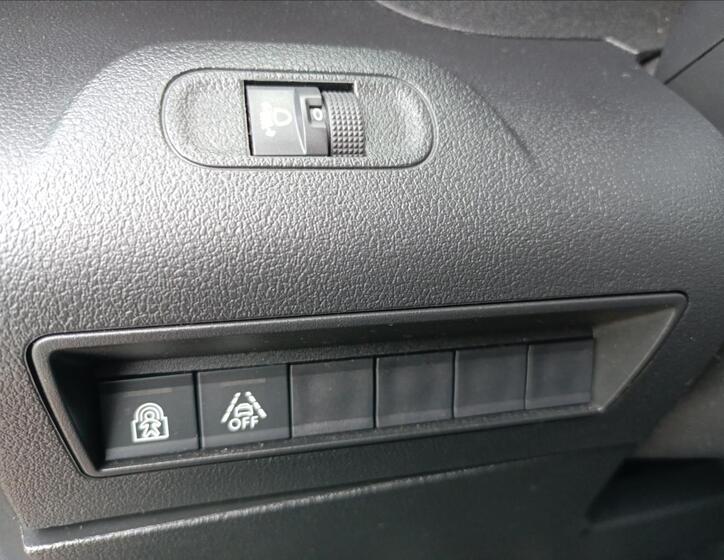 Peugeot Rifter 16