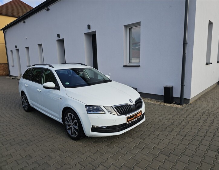 Škoda Octavia 1