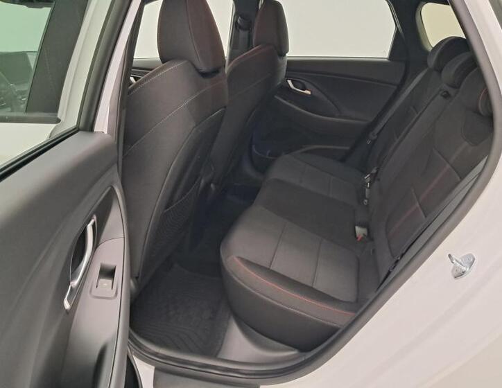 Hyundai i30 11