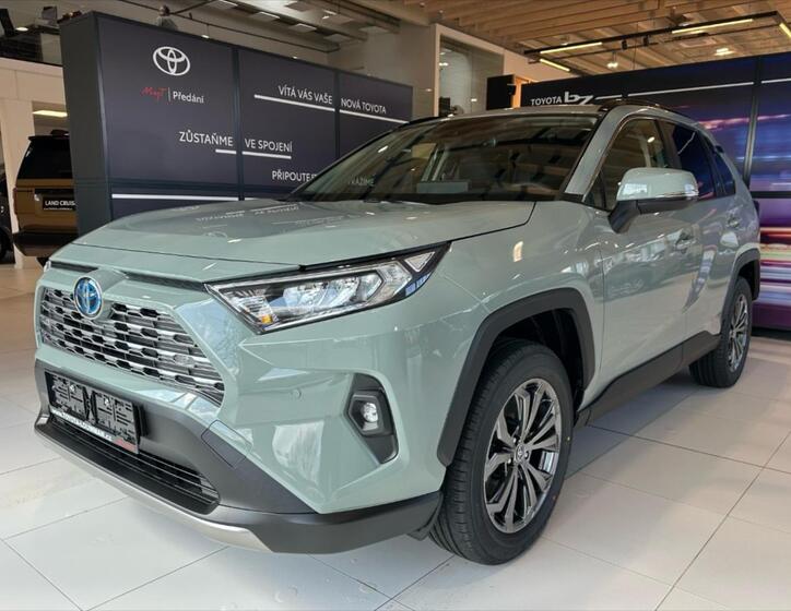 Toyota RAV4 1