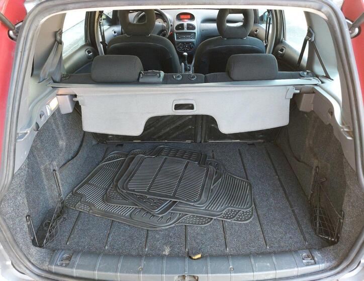 Peugeot 206 8
