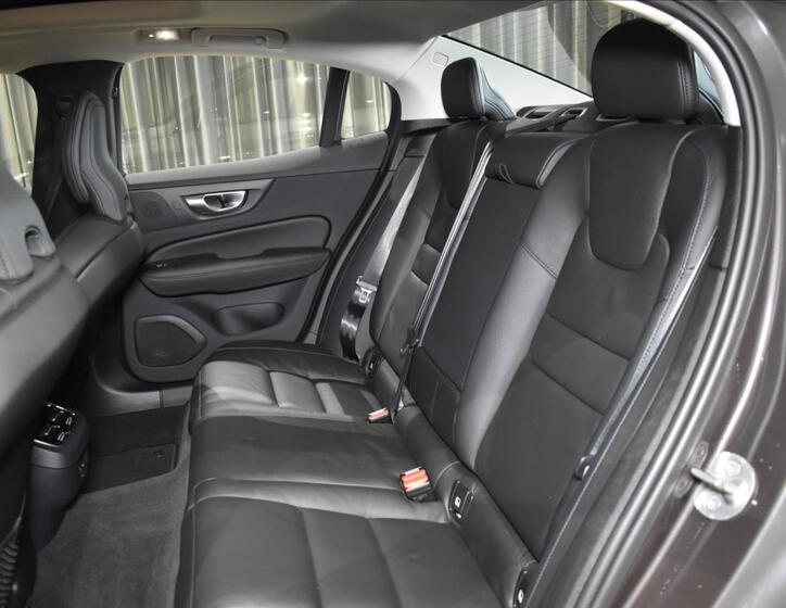 Volvo S60 9